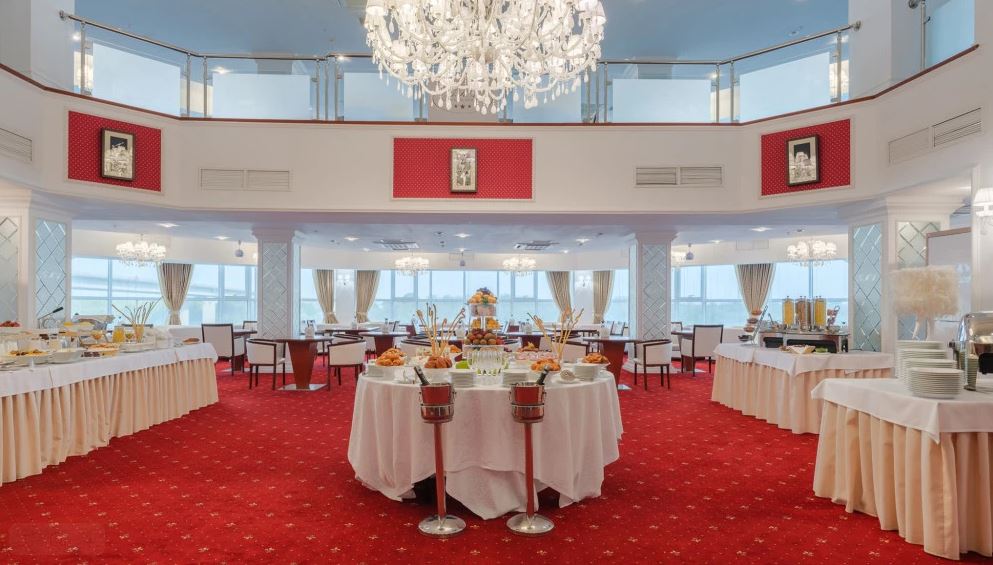 Отель Marins Grand Hotel Астрахань (ООО «АСТРА»)